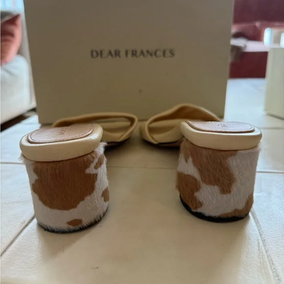 Dear Frances Cream Women's Shoes - Picture 3 of 5